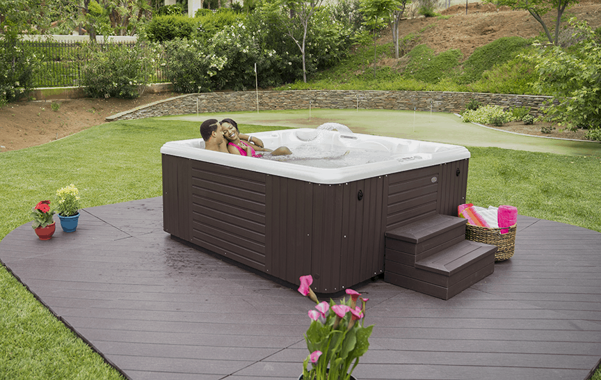 Vanto 7 Person Hot Tub - Ultra Modern Pool & Patio